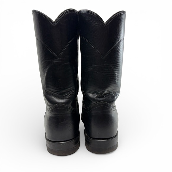 Shoes - Picture 5 of 10